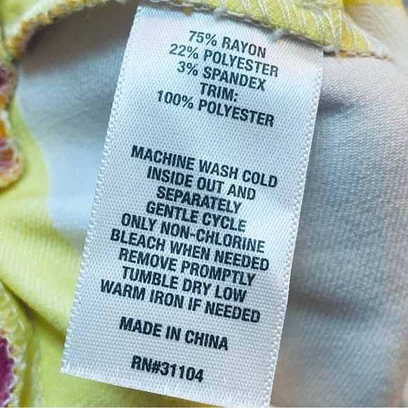 Crown & Ivy Multicolor Plaid preppy Skort - Size 14 - Picture 5 of 5